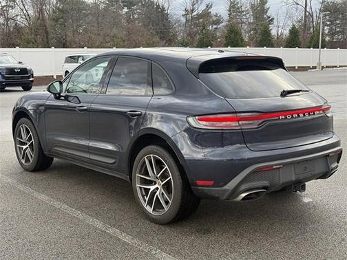 2023 Porsche Macan T