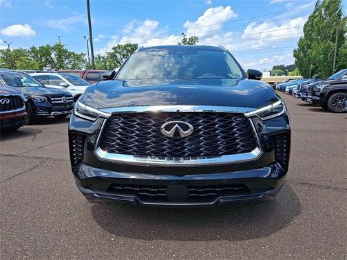 2024 INFINITI QX60 LUXE