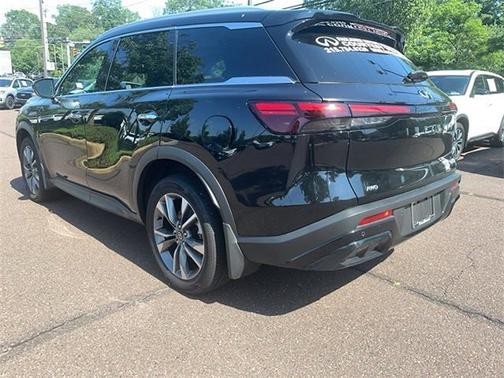 2024 INFINITI QX60 LUXE