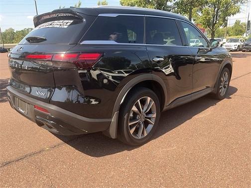 2024 INFINITI QX60 LUXE
