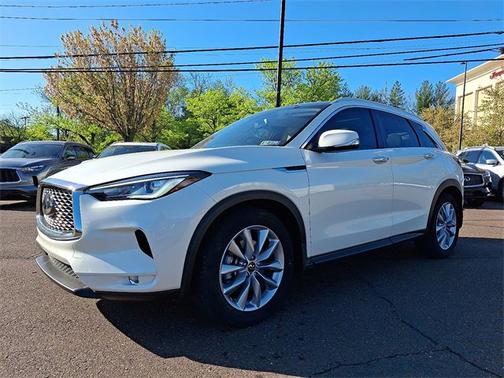 2022 INFINITI QX50 LUXE