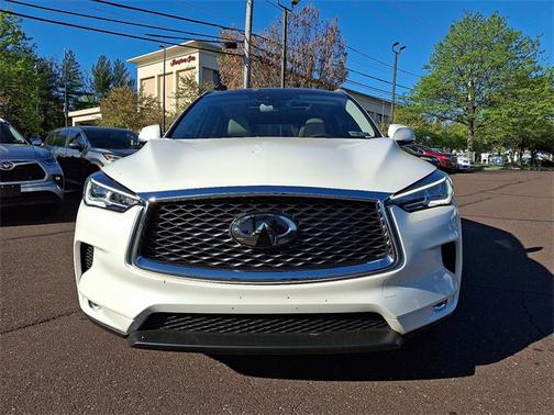 2022 INFINITI QX50 LUXE