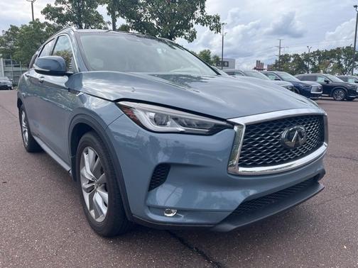 2022 INFINITI QX50 LUXE