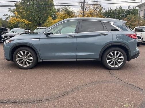 2022 INFINITI QX50 LUXE