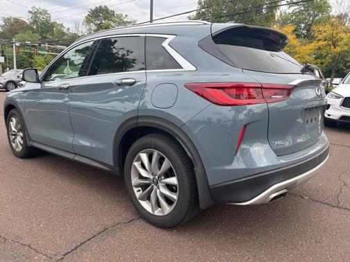 2022 INFINITI QX50 LUXE