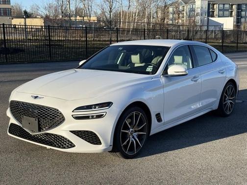 2023 Genesis G70 2.0T