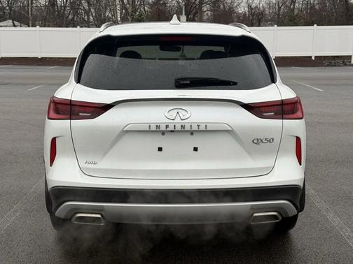 2025 INFINITI QX50 LUXE