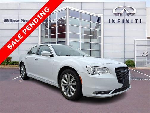 2017 Chrysler 300 Limited