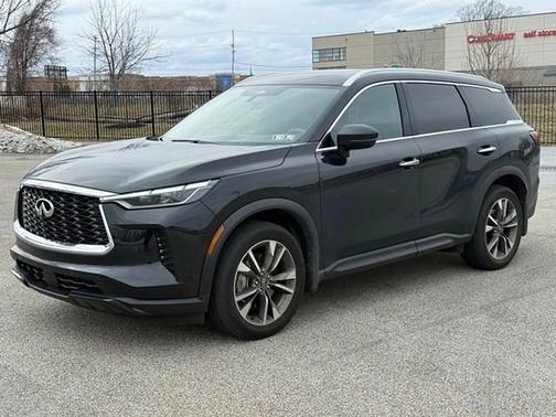 2025 INFINITI QX60 LUXE