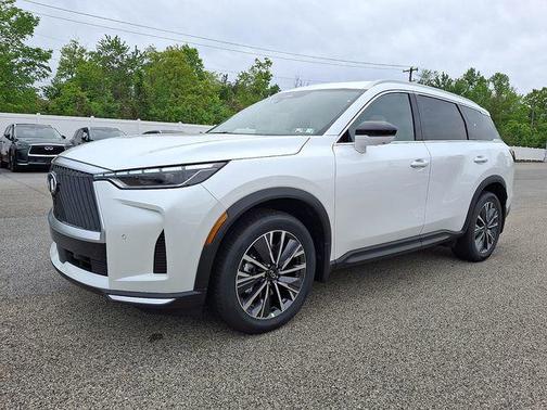 Radiant White 2027 INFINITI QX60 LUXE AWD