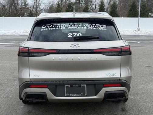 2025 INFINITI QX60 LUXE