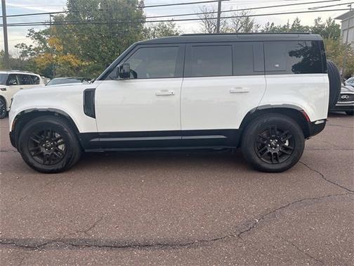 2021 Land Rover Defender X-Dynamic SE