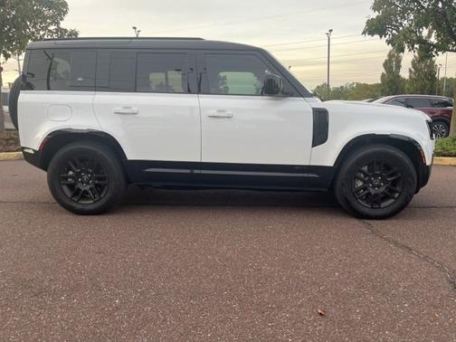 2021 Land Rover Defender X-Dynamic SE