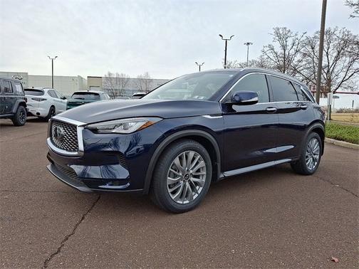 2023 INFINITI QX50 LUXE