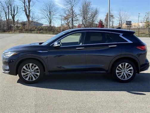 2023 INFINITI QX50 LUXE