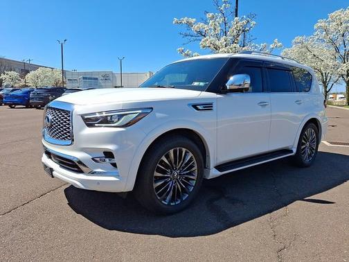 2024 INFINITI QX80 SENSORY