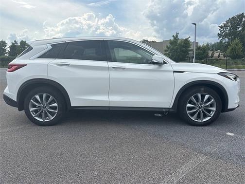 2022 INFINITI QX50 PURE