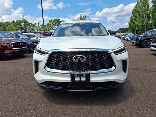 2024 INFINITI QX60 LUXE