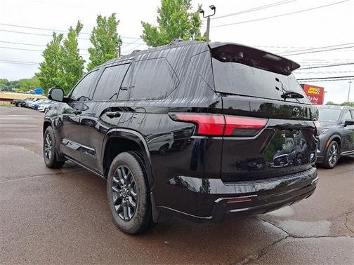 2023 Toyota Sequoia Platinum