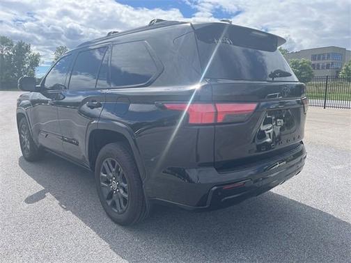 2023 Toyota Sequoia Platinum