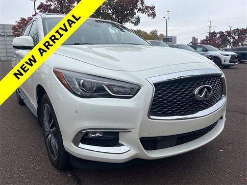 2019 INFINITI QX60 LUXE