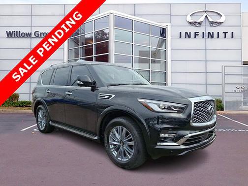 2024 INFINITI QX80 LUXE