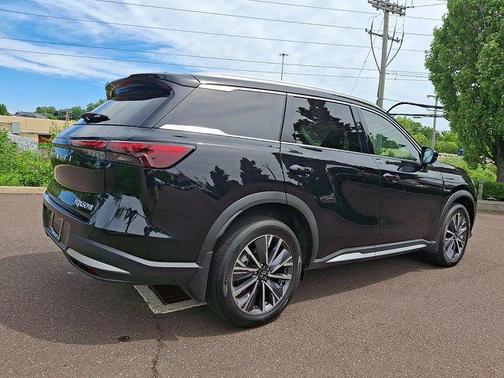 Mineral Black 2026 INFINITI QX60 LUXE AWD