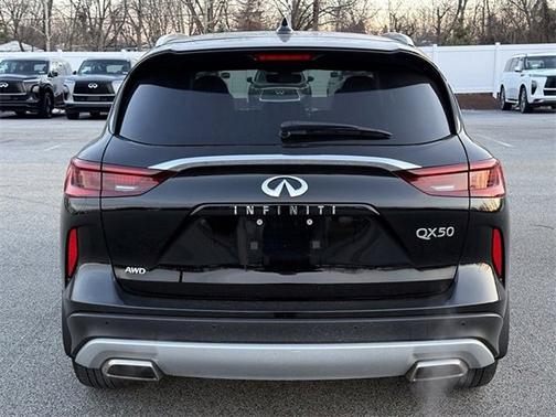 2025 INFINITI QX50 LUXE
