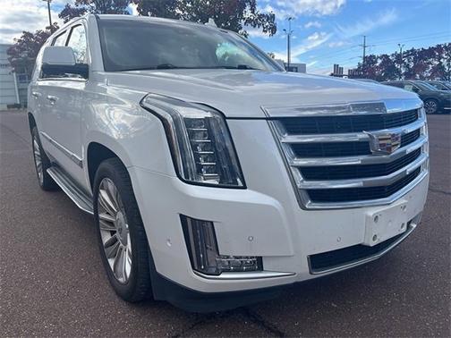 2018 Cadillac Escalade Luxury