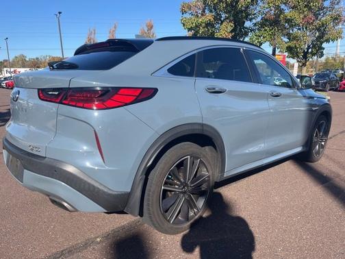 2022 INFINITI QX55 LUXE
