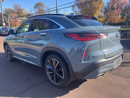 2022 INFINITI QX55 LUXE