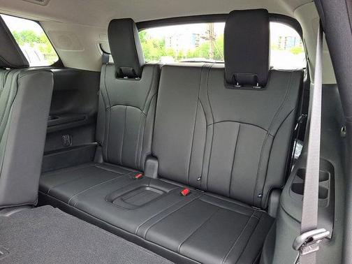Gray 2027 INFINITI QX60 LUXE AWD