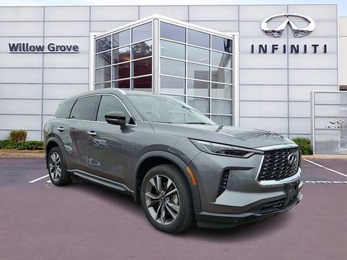 2023 INFINITI QX60 LUXE