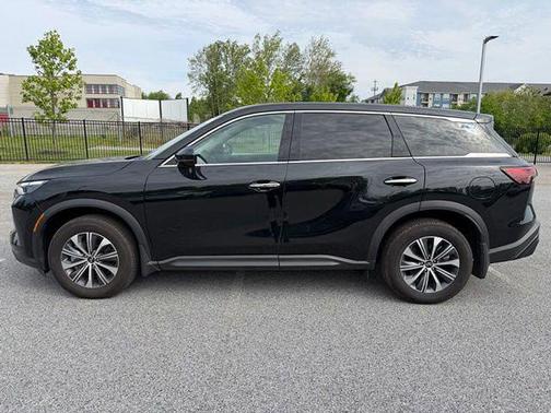 Mineral Black 2025 INFINITI QX60 Pure