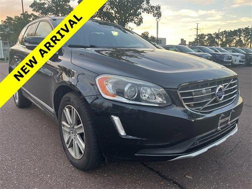 2016 Volvo XC60 T6 Platinum