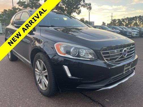2016 Volvo XC60 T6 Platinum