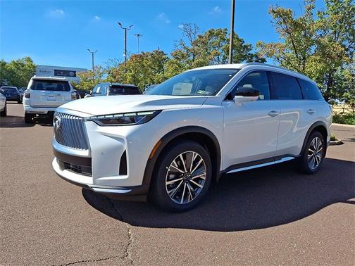 2026 INFINITI QX60 LUXE