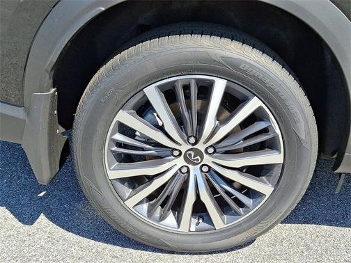 2025 INFINITI QX60 SENSORY