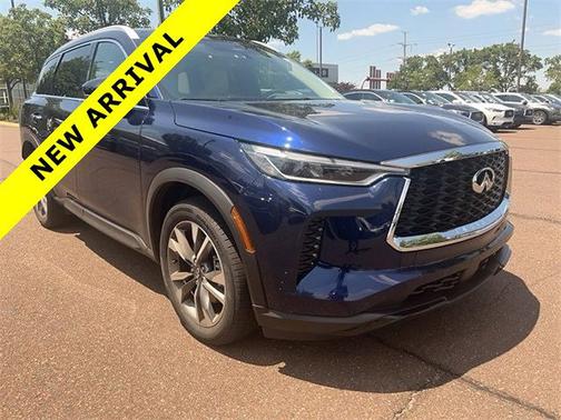 2024 INFINITI QX60 LUXE