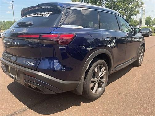 2024 INFINITI QX60 LUXE