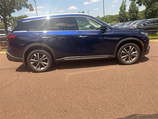 2024 INFINITI QX60 LUXE