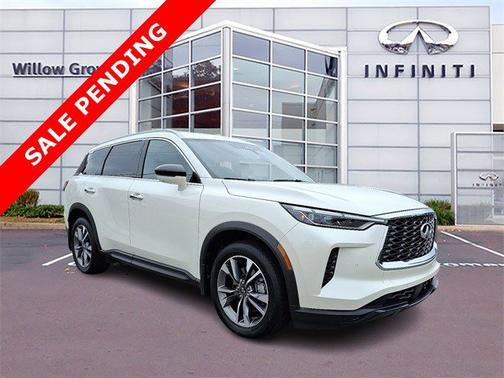 2025 INFINITI QX60 LUXE