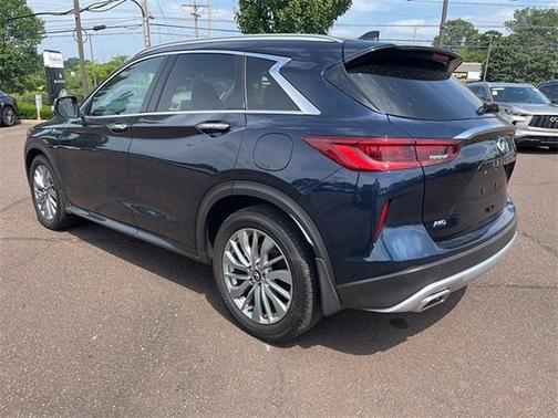 2024 INFINITI QX50 LUXE