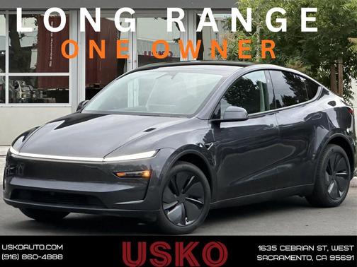 2026 Tesla Model Y Premium Rear-Wheel Drive