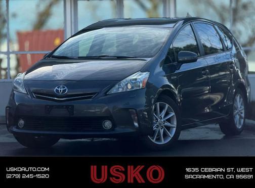 2012 Toyota Prius v Five