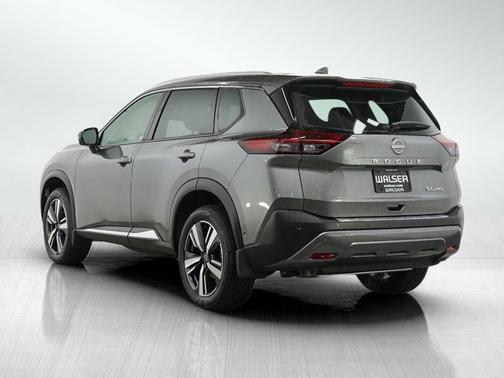 Gun Metallic 2023 Nissan Rogue SL