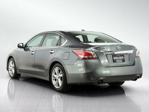 Gun Metallic 2015 Nissan Altima 2.5