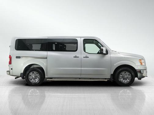 2020 Nissan NV Passenger NV3500 HD SL V8