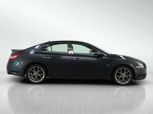 2010 Nissan Maxima 3.5 SV w/Sport Pkg