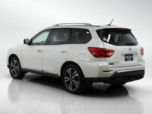 2018 Nissan Pathfinder Platinum
